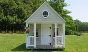 inside-view-cottage-style-playhouse3